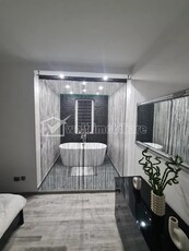 Apartament 2 camere cu parcare