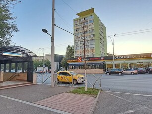 Casa Tineretului, metrou la 300 m