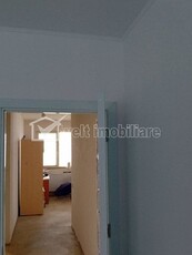 Vanzare apartament 3 camere Floresti, semifinisat, 2 terase si gradina