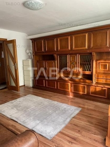 Apartament 3 camere 72 mp utili etaj 2 zona Cetate Alba Iulia