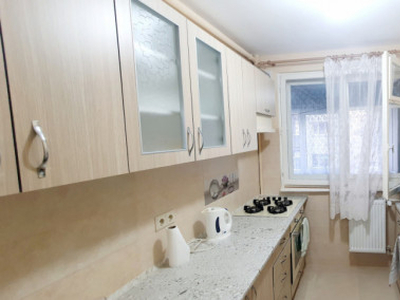 Apartament 3 camere - Apusului - Metrou Piata Gorjului