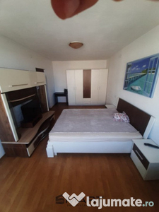 Apartament 3 camere decomandat zona Mihai Viteazul