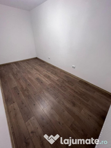 Apartament 3 camere - Faleza Nord - 130.000 euro (Cod E5)