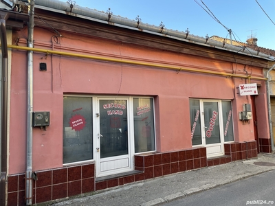 Casa cu spații comerciale de vânzare Caransebes, de la proprietar