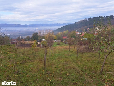 De vanzare 3000 mp teren in zona Ciugud