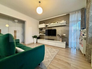 Apartament 2 camere, 57.50mp, etaj intermediar, parcare, zona Eroilor