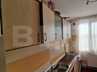 Apartament 2 camere, decomandat, 50 Mp, etaj 8/ 10, zona Mioritei