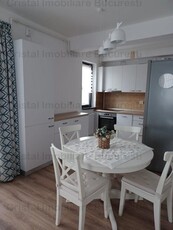 Apartament 3 camere, 2 bai, centrala, zona Trapezului