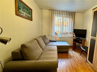 Apartament 3 camere, decomandat, zona Astra, Brasov