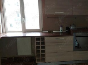 Apartament 3 camere in zona Piata Marasti