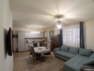 Apartament 3 camere, mobilat si utilat, cu parcare!