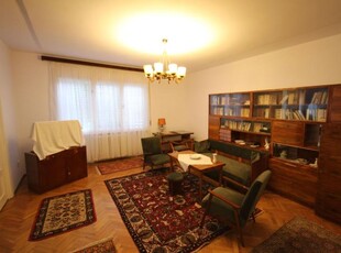 Apartament 3 camere - zona medicina