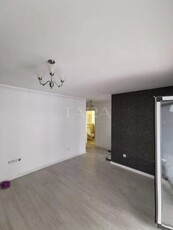 Apartament cu 2 camere de vanzare in zona Vivo.