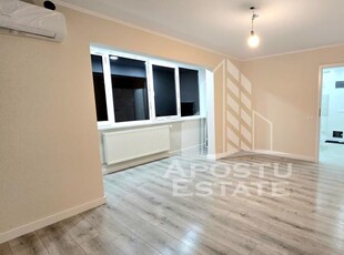 Apartament cu 3 camere, complet renovat, zona Circumvalatiunii