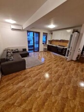 Apartament cu 3 camere de vanzare in Floresti