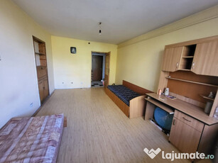 Apartament cu 3 camere Tatarasi