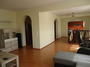 Apartament cu 5 camere de vanzare in zona Marasti