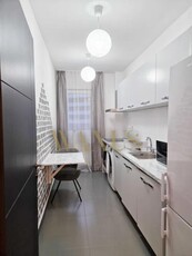 Apartament de 2 camere, 43mp, etaj intermediar, balcon, zona Buna ZIua