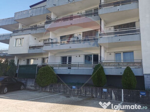 Apartament de închiriat