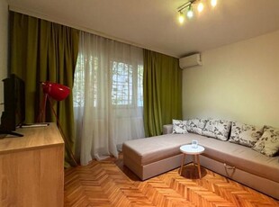 Apartament de inchiriat cu o camera, zona Complexul Studentesc