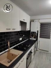 Apartament decomandat de 3 camere - zona Tomis 3