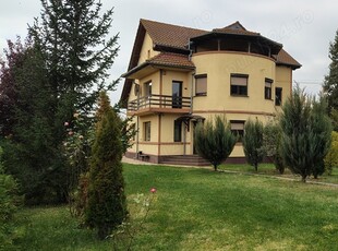 Casa de vanzare