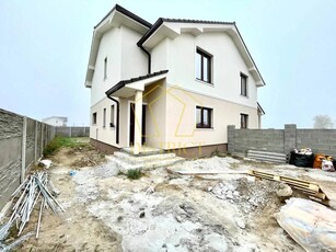 Duplex spațios cu 4 camere si debara | Mosnita Noua | Sala de Sport