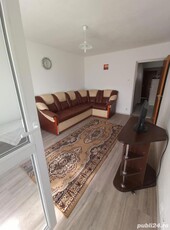 Închiriez apartament cu 2 camere