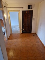 Ocazie! Apartament 2 camere decomandat zona Soarelui