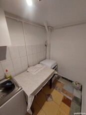 Ofer spre vânzare apartament 2 camere zona Centru Civic