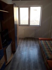 Ofer spre vânzare apartament!