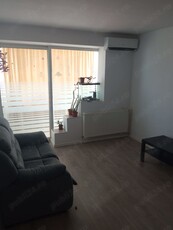 Proprietar vand apartament 3 camere