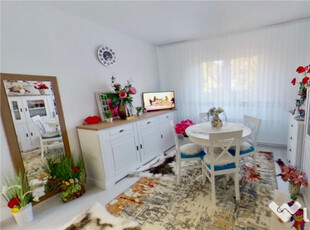 Tur Virtual! Apartament doua camere, pozitie apreciabila, Br