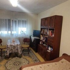 Vand apartament 2 camere decomandate