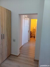 vind apartament 2 camere decomandat