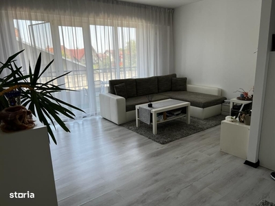 Vanzare apartament 3 camere