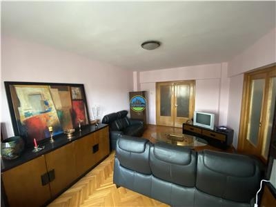 Vanzare apartament 4 camere Bld. Decebal Loka, Bucuresti