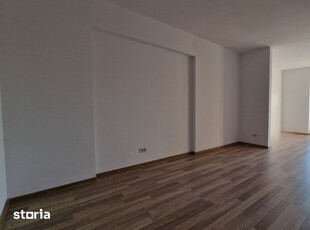 Ap.cu 3 camere central Crisana Residence