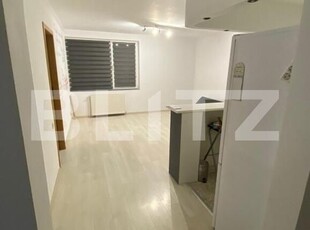 Apartament 2 camere, parcare, bloc nou, zona La Terenuri