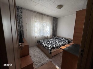 Apartament cu 2 camere, 38 mp, parcare, zona Stejarului