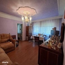 Apartament 2 camere decomandate, Rovine