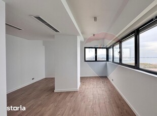 Apartament cu 2 camere Intre Lacuri, etaj 1/4 !