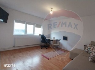 Apartament 4 camere la casute , cu boxa la subsol