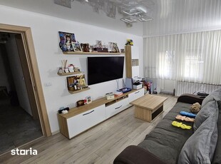 Vand apartament 4 camere