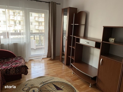 Apartament 2 camere, 52mp, parcare, zona Teilor