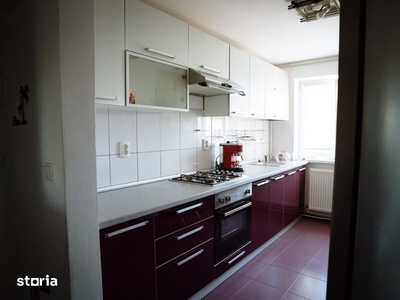 Imobil cu 4 Apartamente - Zona Titulescu