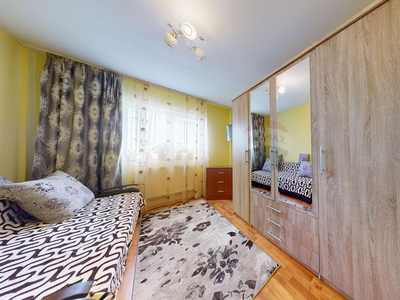 Apartament 4 camere vanzare in bloc de apartamente Brasov, Rasnov, Florilor