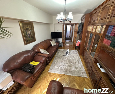 Apartament 4 camere zona Far