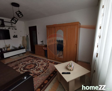 Apartament cu 2 camere de vânzare în zona Darmanesti