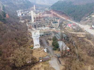 Spatiu industrial 7000 mp vanzare in Hală, Hunedoara, Periferie